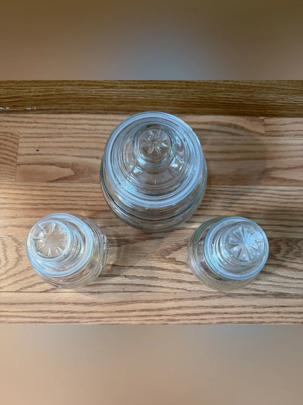 1 Lrg KIG Indonesia clear glass jar featuring a star on lid, 2 other off brand